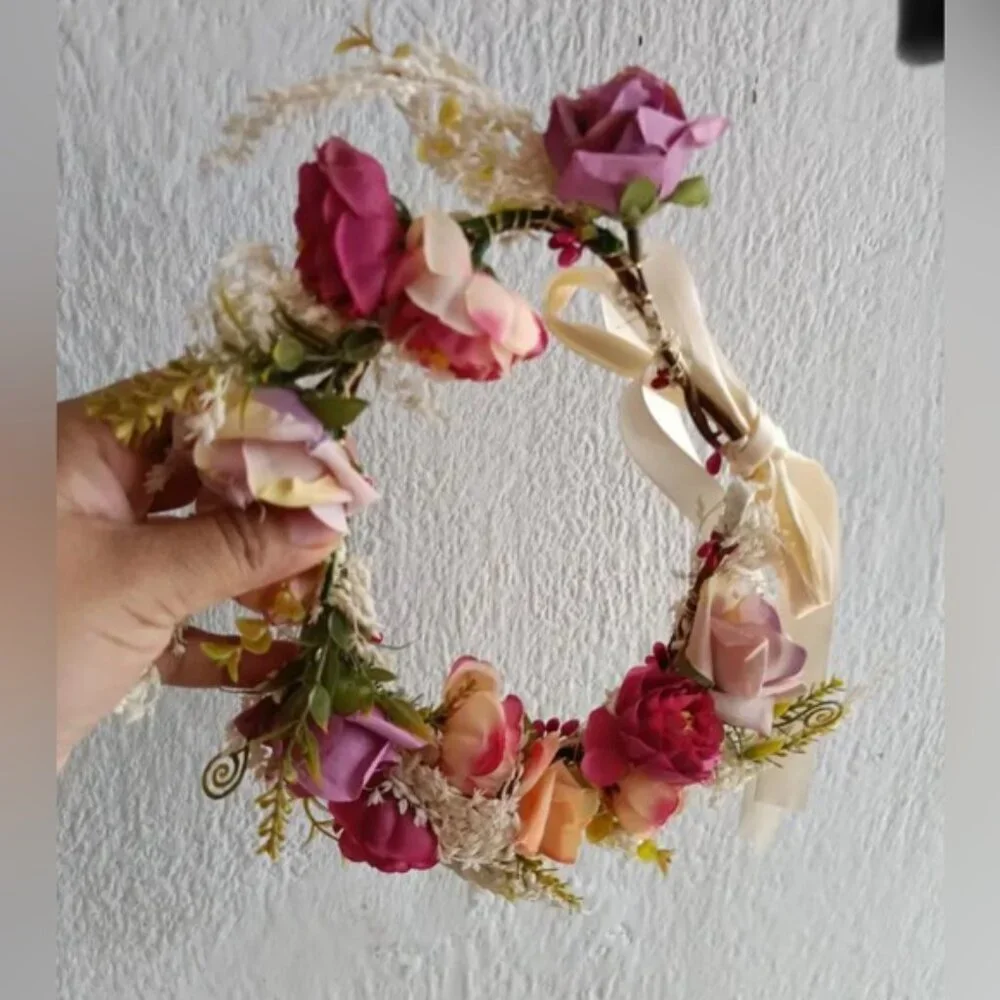 Beautiful flowers hair band crown wreath 🌺🌸 Wedding, bridal, maternity, .✨ - Picture 4 of 7